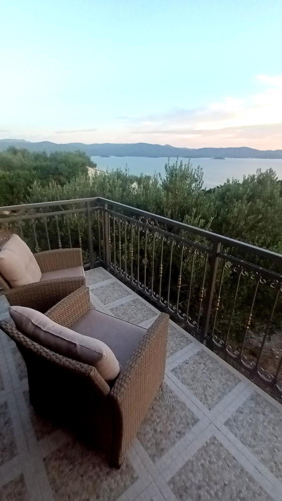 Apartmani Kremena Small Beach 200M Klek Exterior foto