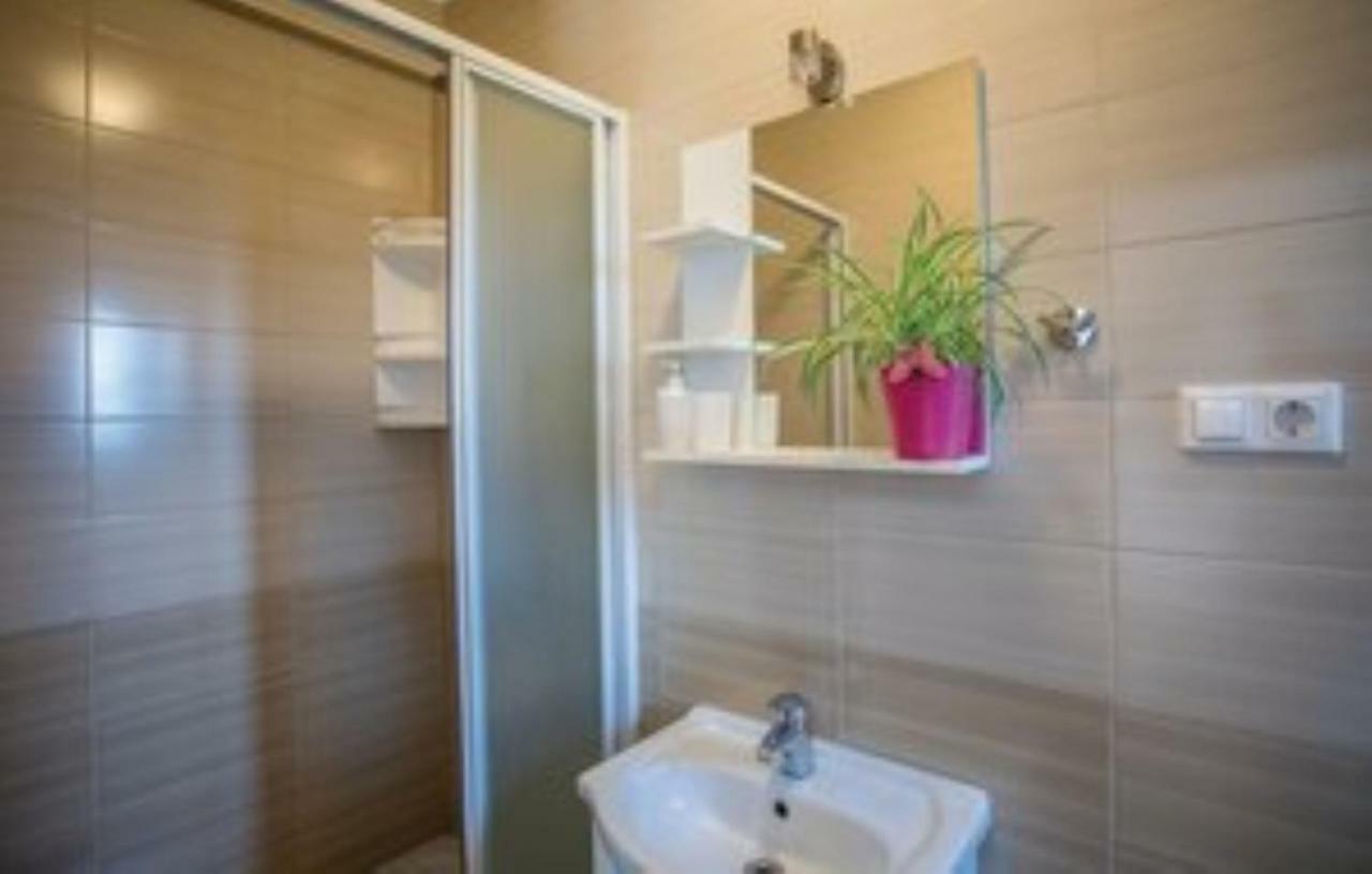 Apartmani Kremena Small Beach 200M Klek Exterior foto