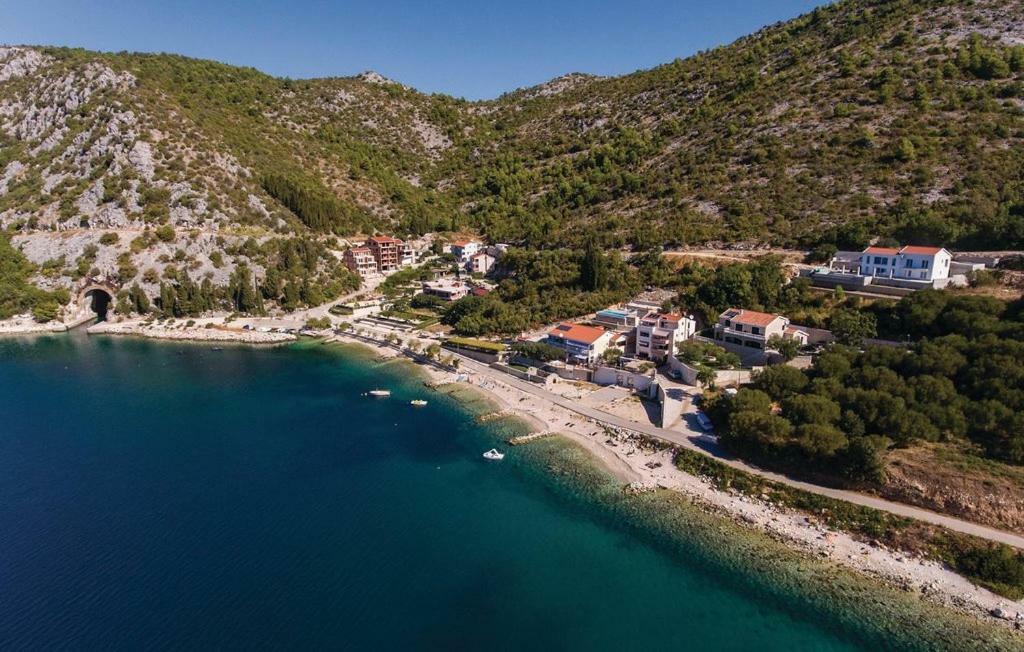 Apartmani Kremena Small Beach 200M Klek Exterior foto
